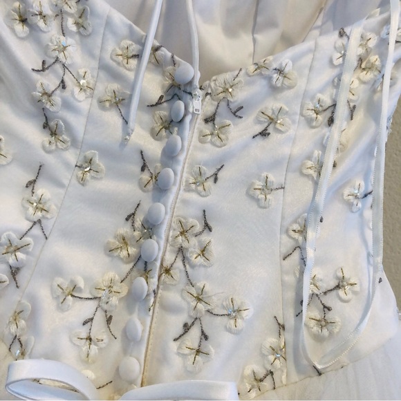 Morilee Wedding Dress SIZE 4 - Picture 12 of 16